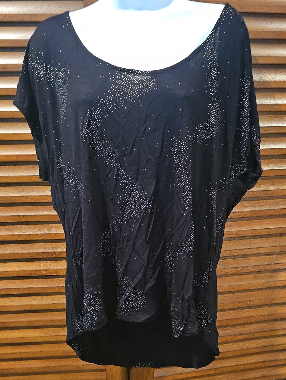 Jennifer Lopez Black Short Sleeve Scoop Neck Top with Metallic Dot Embellishment